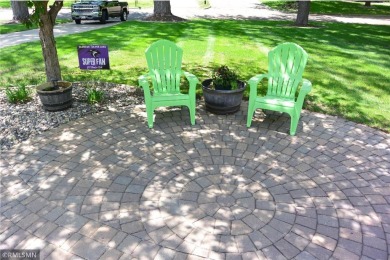 Welcome to golf course living!!  Take a look at this 3 bedroom on Glencoe Country Club in Minnesota - for sale on GolfHomes.com, golf home, golf lot