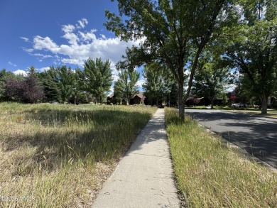 Build a dream house on the last lot available on Sawmill Circle on Eagle Ranch in Colorado - for sale on GolfHomes.com, golf home, golf lot
