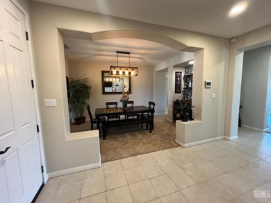 Beautiful well-kept home on the golf course in the highly on Rio Bravo Country Club in California - for sale on GolfHomes.com, golf home, golf lot