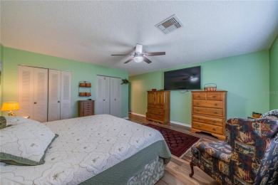 Beautiful 2 bedroom, 2 bath Condo in award-winning Kings Point on Falcon Watch Golf Club in Florida - for sale on GolfHomes.com, golf home, golf lot