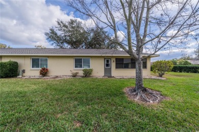 Beautiful 2 bedroom, 2 bath Condo in award-winning Kings Point on Falcon Watch Golf Club in Florida - for sale on GolfHomes.com, golf home, golf lot