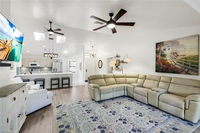 Golf Membership Included ($50,000 value)! Move-in ready 3 on Hunters Ridge Country Club in Florida - for sale on GolfHomes.com, golf home, golf lot