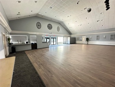 Welcome to this beautifully maintained home offering bright on Heritage Pines Country Club in Florida - for sale on GolfHomes.com, golf home, golf lot