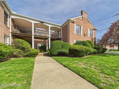 Experience the ideal condo in a prime location just blocks from on Fairway Mews Golf Club in New Jersey - for sale on GolfHomes.com, golf home, golf lot