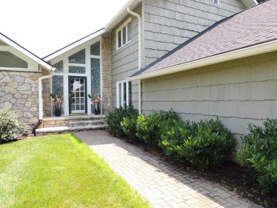 Located  on a scenic golf  course, this charming one and half on Frankfort Country Club in Kentucky - for sale on GolfHomes.com, golf home, golf lot