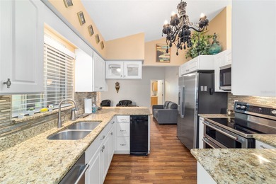 GATED 55+ COMMUNITY:  This 2 bedroom/ 2 bathroom home has new on Ocala Palms Golf and Country Club in Florida - for sale on GolfHomes.com, golf home, golf lot