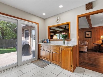 Spacious Home with golf course views in coveted Kenilworth on Hillcrest Country Club in Oklahoma - for sale on GolfHomes.com, golf home, golf lot