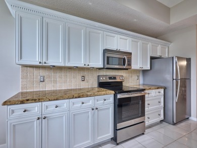 Perfect entry level unit with Silver Membership available! on Wycliffe Golf and Country Club in Florida - for sale on GolfHomes.com, golf home, golf lot