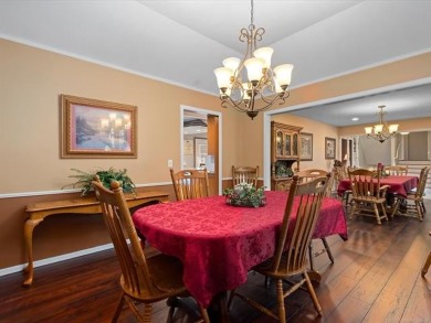 Spacious Home with golf course views in coveted Kenilworth on Hillcrest Country Club in Oklahoma - for sale on GolfHomes.com, golf home, golf lot