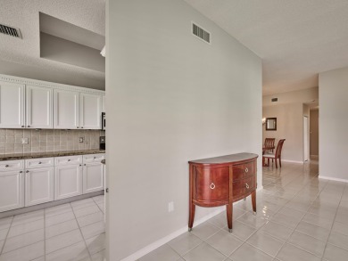 Perfect entry level unit with Silver Membership available! on Wycliffe Golf and Country Club in Florida - for sale on GolfHomes.com, golf home, golf lot