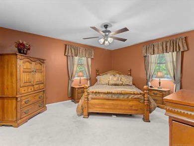 Spacious Home with golf course views in coveted Kenilworth on Hillcrest Country Club in Oklahoma - for sale on GolfHomes.com, golf home, golf lot