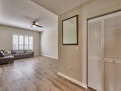 Perfect entry level unit with Silver Membership available! on Wycliffe Golf and Country Club in Florida - for sale on GolfHomes.com, golf home, golf lot