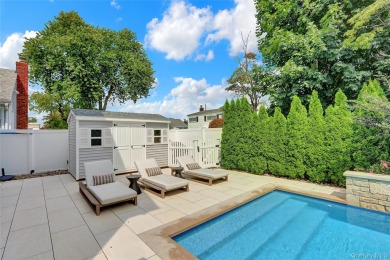 CIRCLE BACK AROUND -- YOU DIDN'T COME TO NASSAU SHORES TO PLAY on Peninsula Golf Club in New York - for sale on GolfHomes.com, golf home, golf lot