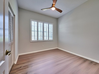 Perfect entry level unit with Silver Membership available! on Wycliffe Golf and Country Club in Florida - for sale on GolfHomes.com, golf home, golf lot