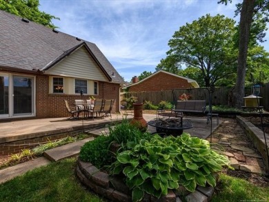 Spacious Home with golf course views in coveted Kenilworth on Hillcrest Country Club in Oklahoma - for sale on GolfHomes.com, golf home, golf lot