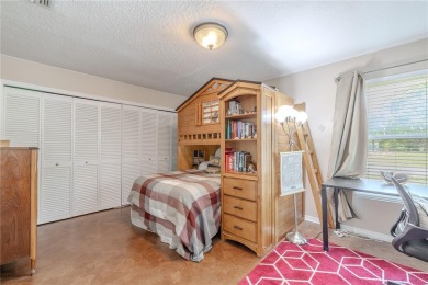 Beautifully maintained 3-bedroom, 2-bath pool home in the on East Lake Woodlands Country Club in Florida - for sale on GolfHomes.com, golf home, golf lot
