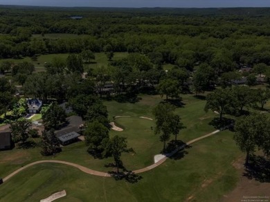 Spacious Home with golf course views in coveted Kenilworth on Hillcrest Country Club in Oklahoma - for sale on GolfHomes.com, golf home, golf lot