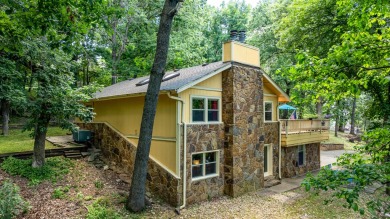 This charming home in The Coves at Bird Island offers the on The Coves Golf Course in Oklahoma - for sale on GolfHomes.com, golf home, golf lot