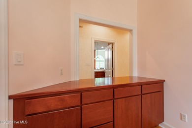 This is a gorgeous brick, 3-bedroom, 4 full-bathroom home in The on Sound Golf Links at Albemarle Plantation in North Carolina - for sale on GolfHomes.com, golf home, golf lot