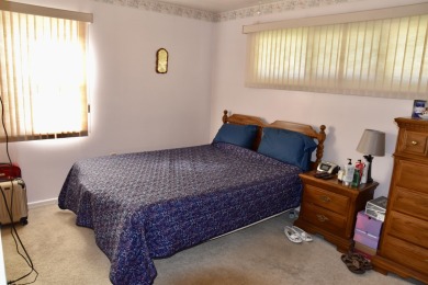 Welcome to this delightful two-bedroom, two-bath ranch-style on Sibley Golf And Country Club in Iowa - for sale on GolfHomes.com, golf home, golf lot
