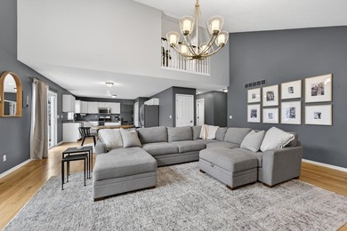 Extremely well maintained and updated 2-story home with finished on Red Barn Golf Course in Illinois - for sale on GolfHomes.com, golf home, golf lot