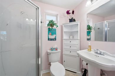 Under contract-accepting backup offers. GOLFLAND OF TAMPA'S on Babe Zaharias Golf Course in Florida - for sale on GolfHomes.com, golf home, golf lot