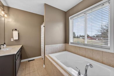 Extremely well maintained and updated 2-story home with finished on Red Barn Golf Course in Illinois - for sale on GolfHomes.com, golf home, golf lot