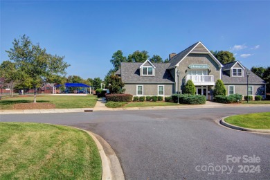 Incredible opportunity in the ever-popular Birkdale! Tucked back on Birkdale Golf Club in North Carolina - for sale on GolfHomes.com, golf home, golf lot