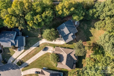 Incredible opportunity in the ever-popular Birkdale! Tucked back on Birkdale Golf Club in North Carolina - for sale on GolfHomes.com, golf home, golf lot