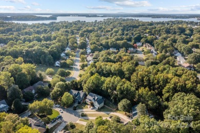 Incredible opportunity in the ever-popular Birkdale! Tucked back on Birkdale Golf Club in North Carolina - for sale on GolfHomes.com, golf home, golf lot