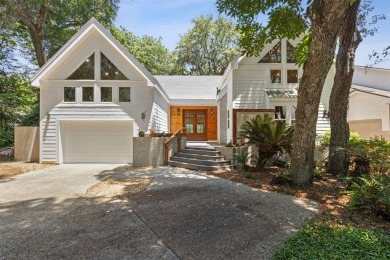 Amelia Island Plantation Beauty on the Coveted South End! This on Amelia Island Plantation - Oakmarsh in Florida - for sale on GolfHomes.com, golf home, golf lot