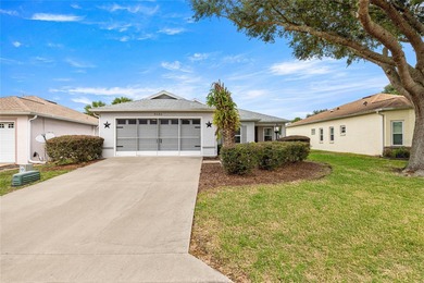 Beautifully updated home in On Top of the World with a flex on On Top of the World Golf Course in Florida - for sale on GolfHomes.com, golf home, golf lot