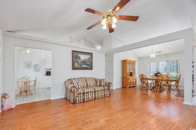 Beautiful and spacious 3 bed, 2 bath single level home less than on Wicked Stick Golf Club in South Carolina - for sale on GolfHomes.com, golf home, golf lot
