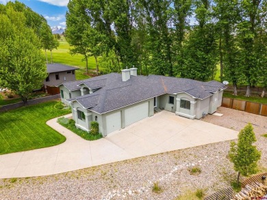 Kathy Setka, R1 Colorado, C: , kathy,  : In-Town, one level on Hillcrest Golf Club in Colorado - for sale on GolfHomes.com, golf home, golf lot