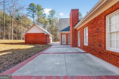 **RANCH STYLE** Sprawling TRUE ranch home in the highly on Canongate At Georgia National Golf Club in Georgia - for sale on GolfHomes.com, golf home, golf lot