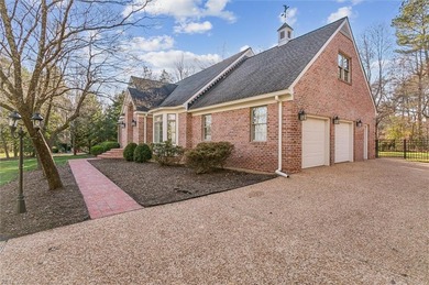 Elegant mostly first level all-brick home in Ford's Colony on Fords Colony Country Club in Virginia - for sale on GolfHomes.com, golf home, golf lot