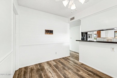 MILLION DOLLAR VIEW! Don't miss out on this Sun Lakes home with on Cottonwood Country Club in Arizona - for sale on GolfHomes.com, golf home, golf lot