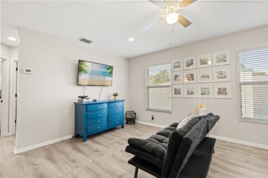 Sellers are offering $12,000 towards buyer's closing costs! on Twin Rivers Golf Club in Florida - for sale on GolfHomes.com, golf home, golf lot
