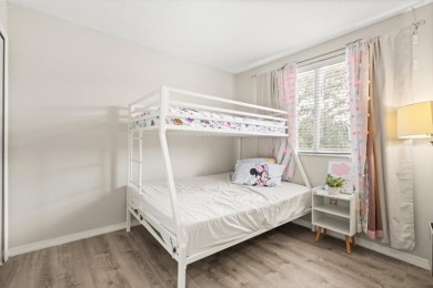 Sellers are offering $12,000 towards buyer's closing costs! on Twin Rivers Golf Club in Florida - for sale on GolfHomes.com, golf home, golf lot