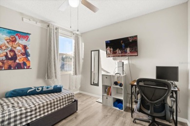 Sellers are offering $12,000 towards buyer's closing costs! on Twin Rivers Golf Club in Florida - for sale on GolfHomes.com, golf home, golf lot