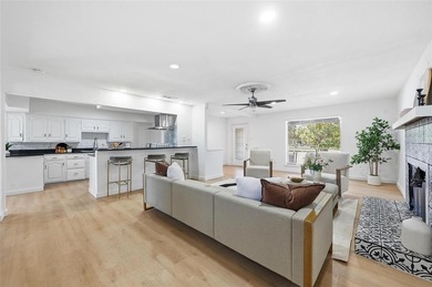 This beautifully renovated house features 2 primary bedrooms, 2 on Cedar Crest Golf Course in Texas - for sale on GolfHomes.com, golf home, golf lot