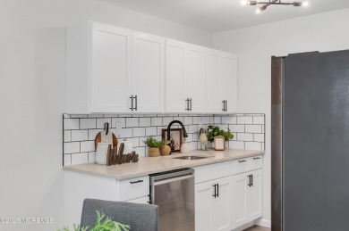 Immaculately renovated end-unit gem in the gated Leisure Village on Greenbriar Woodlands in New Jersey - for sale on GolfHomes.com, golf home, golf lot