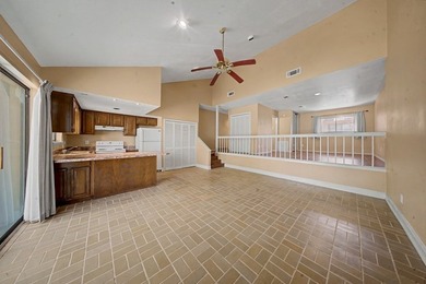Welcome to easy living in the desirable Rayburn Country on Rayburn Country Club in Texas - for sale on GolfHomes.com, golf home, golf lot