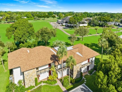 Beautifully renovated second floor unit located in the desirable on Seagate Country Club in Florida - for sale on GolfHomes.com, golf home, golf lot