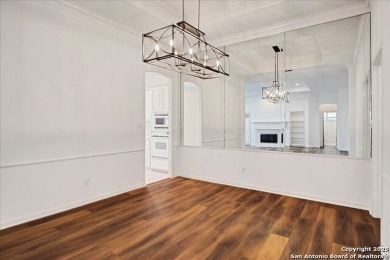 Welcome to 21 Greens Cliff! This pristine single-story home in a on Silverhorn Golf Club in Texas - for sale on GolfHomes.com, golf home, golf lot