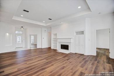 Welcome to 21 Greens Cliff! This pristine single-story home in a on Silverhorn Golf Club in Texas - for sale on GolfHomes.com, golf home, golf lot