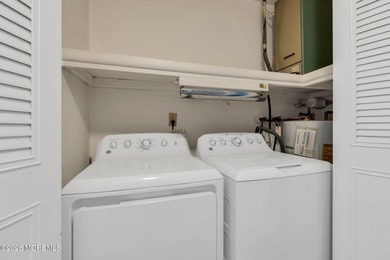 This popular Baronet is move in ready, features, New Water on Greenbriar Woodlands in New Jersey - for sale on GolfHomes.com, golf home, golf lot