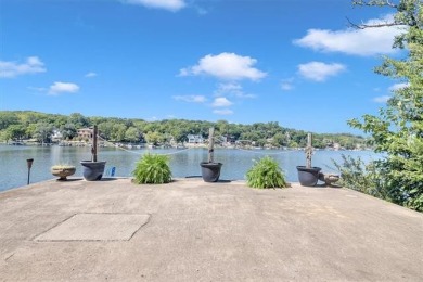 Back on the market no fault to sellers. Contingency expired on Lake Quivira Country Club in Kansas - for sale on GolfHomes.com, golf home, golf lot