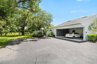 This is truly a rare find in Carrollwood Village--3 Bedroom,2 on Carrollwood Country Club in Florida - for sale on GolfHomes.com, golf home, golf lot