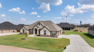 2025 like-new Coutto home with stunning interior features on Nutcracker Golf Club in Texas - for sale on GolfHomes.com, golf home, golf lot